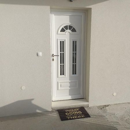 Apartment Zaklopatica Lastovo Экстерьер фото