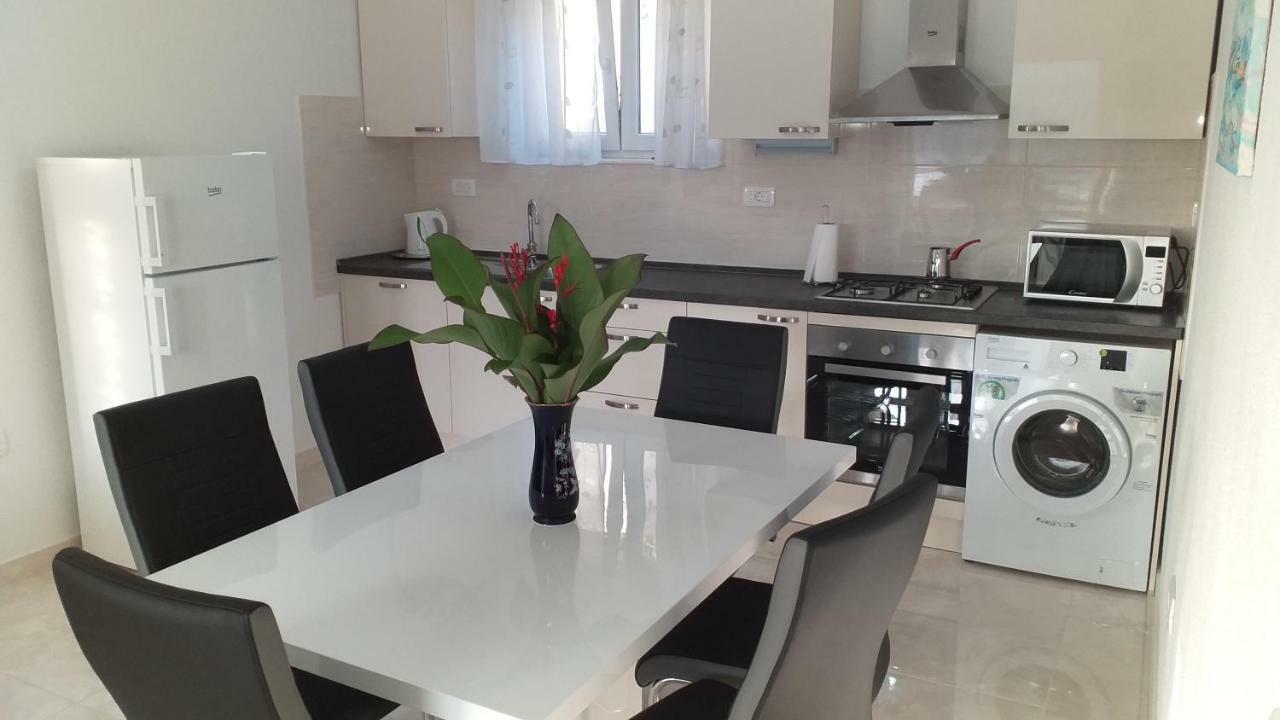 Apartment Zaklopatica Lastovo Экстерьер фото