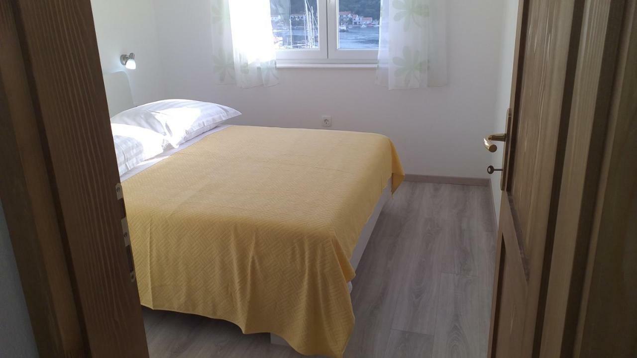 Apartment Zaklopatica Lastovo Экстерьер фото
